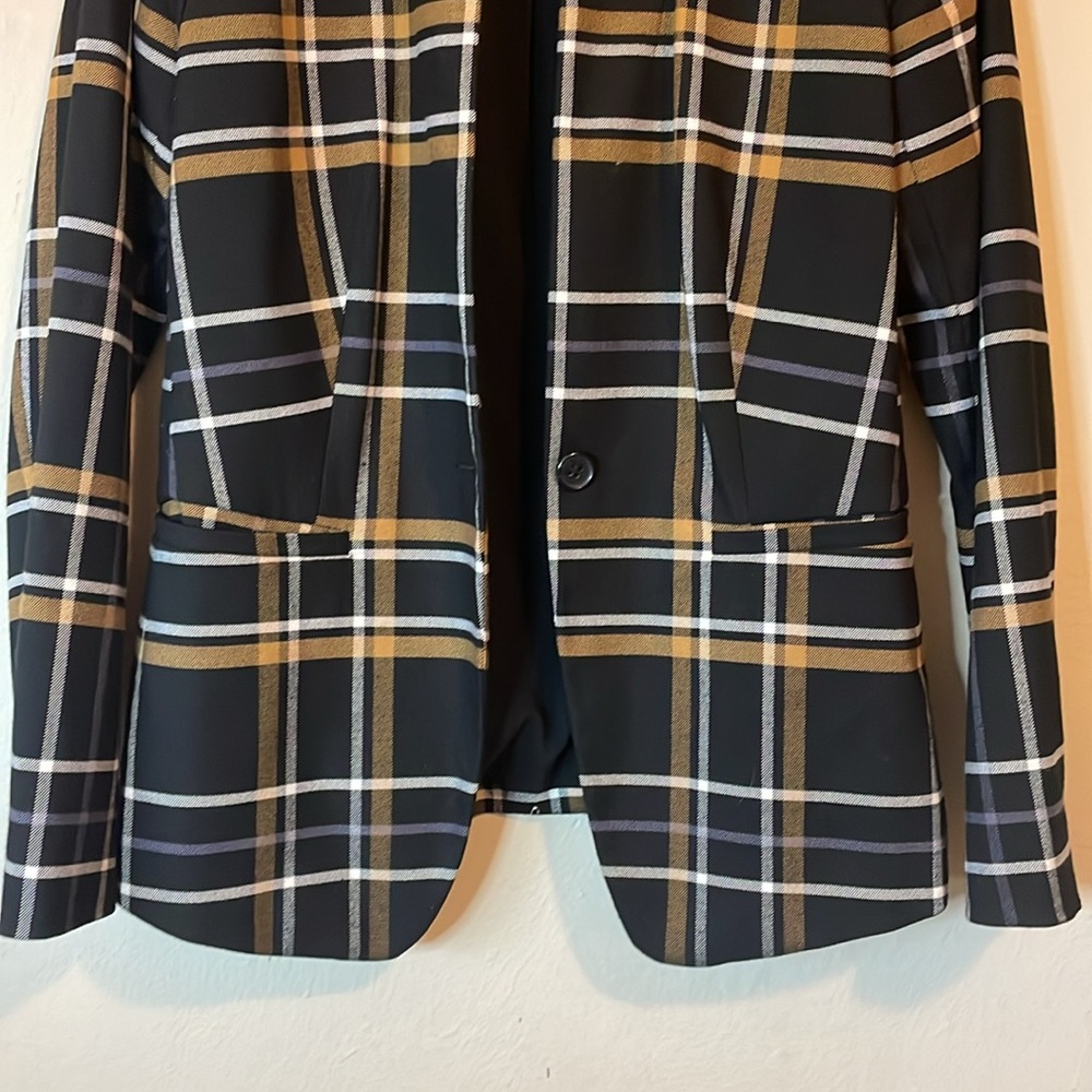 Loft stretch blazer. Black, gold and white plaid. Size 0. - Picture 4 of 5